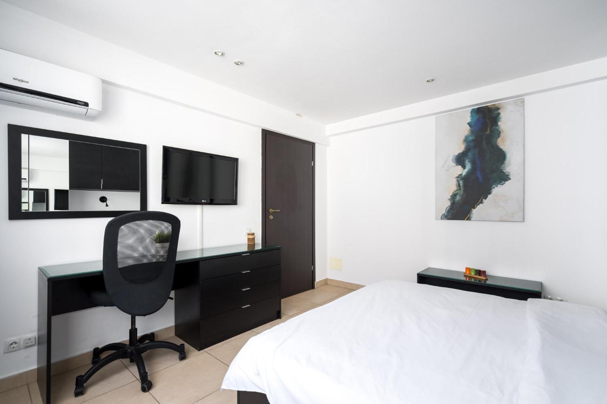 Shangri La Apartament *